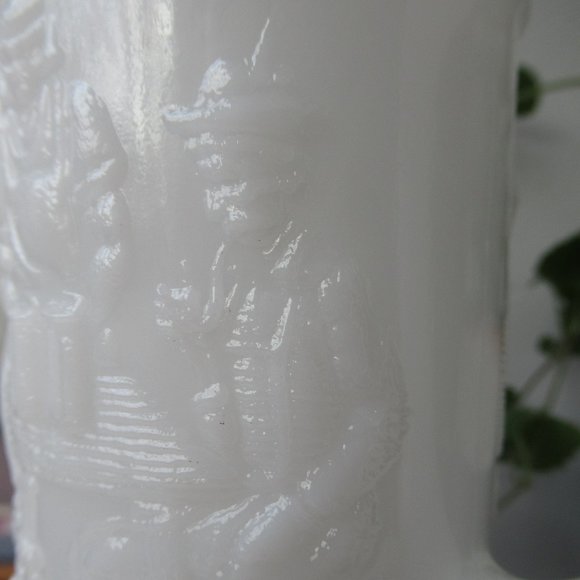 White Milk Glass Beer Mug Tavern Scene by Indiana Glass - Picture 2 of 11